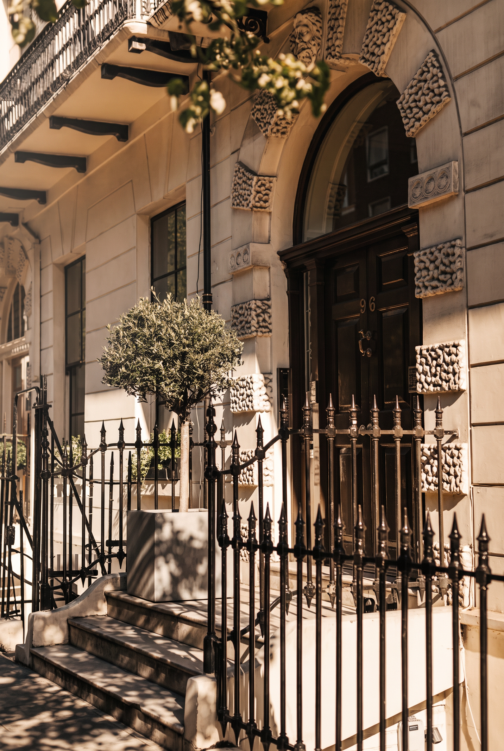 Entrance to The Schoeman Clinic, Harley Street